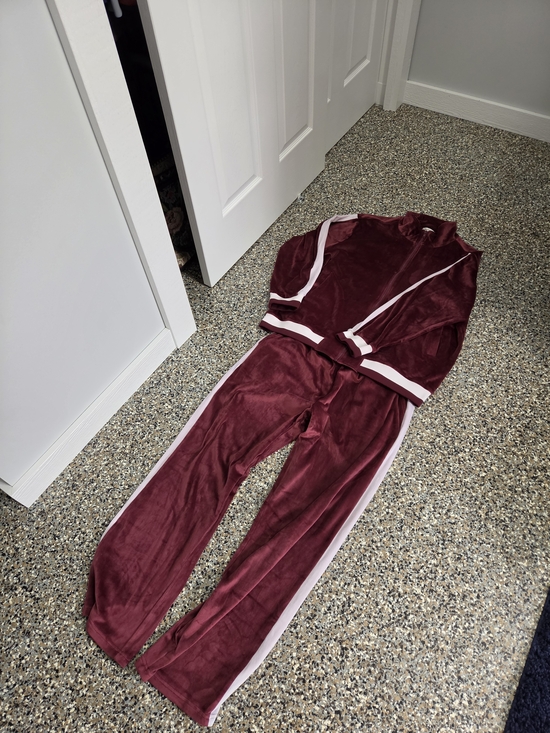 navisting Other - NWOT Velour Tracksuit Set in Burgundy with WHITE Trim